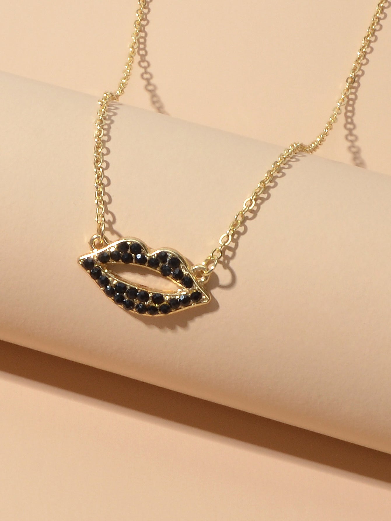 Gift Jewellery Valentine's Day Gold Chain Rhinestone Love Lips Pendant Necklace