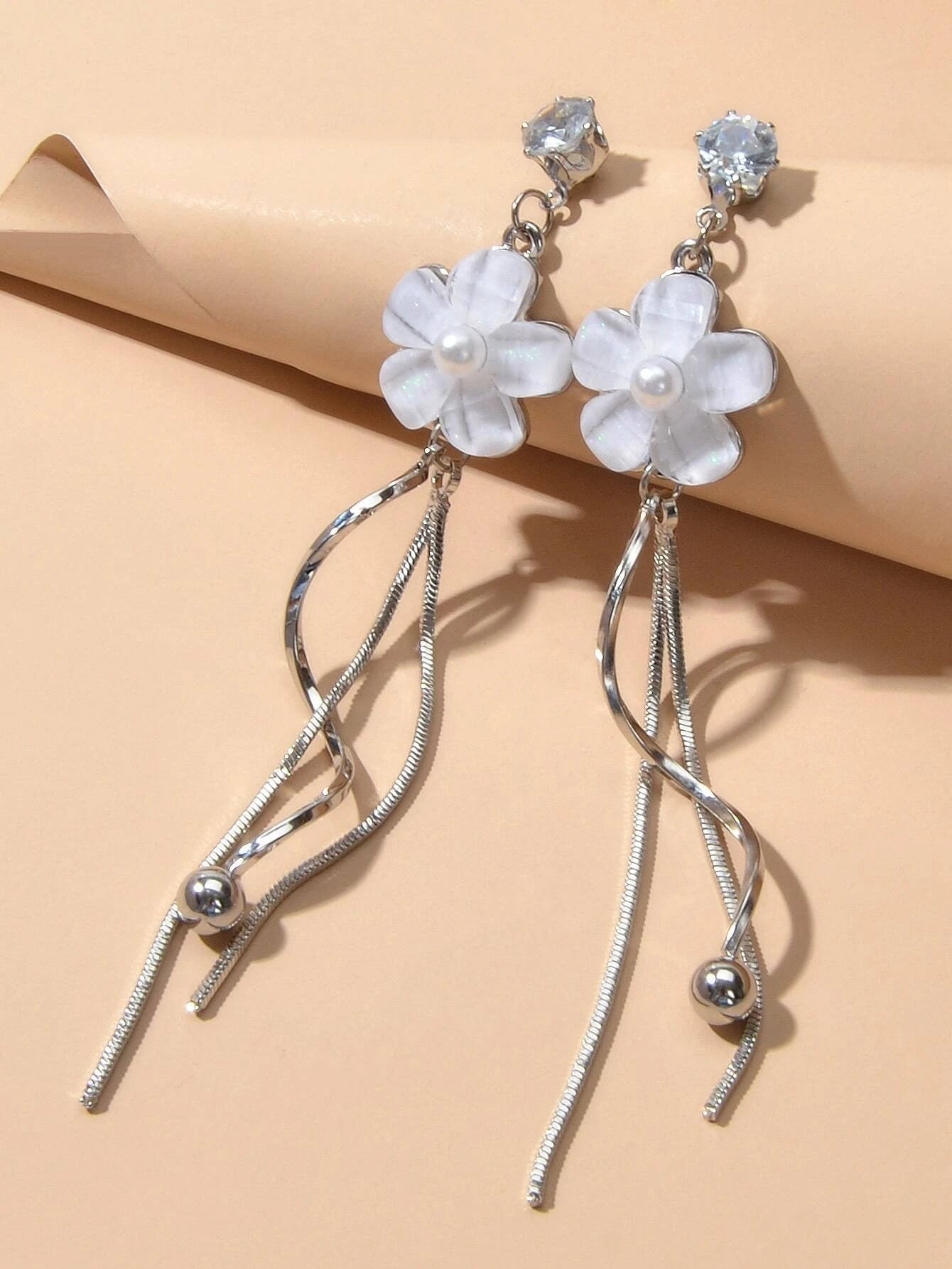 Fashion White Flower Silver Tassel Drop Dangle Earrings for Women Jewellery Gift-1