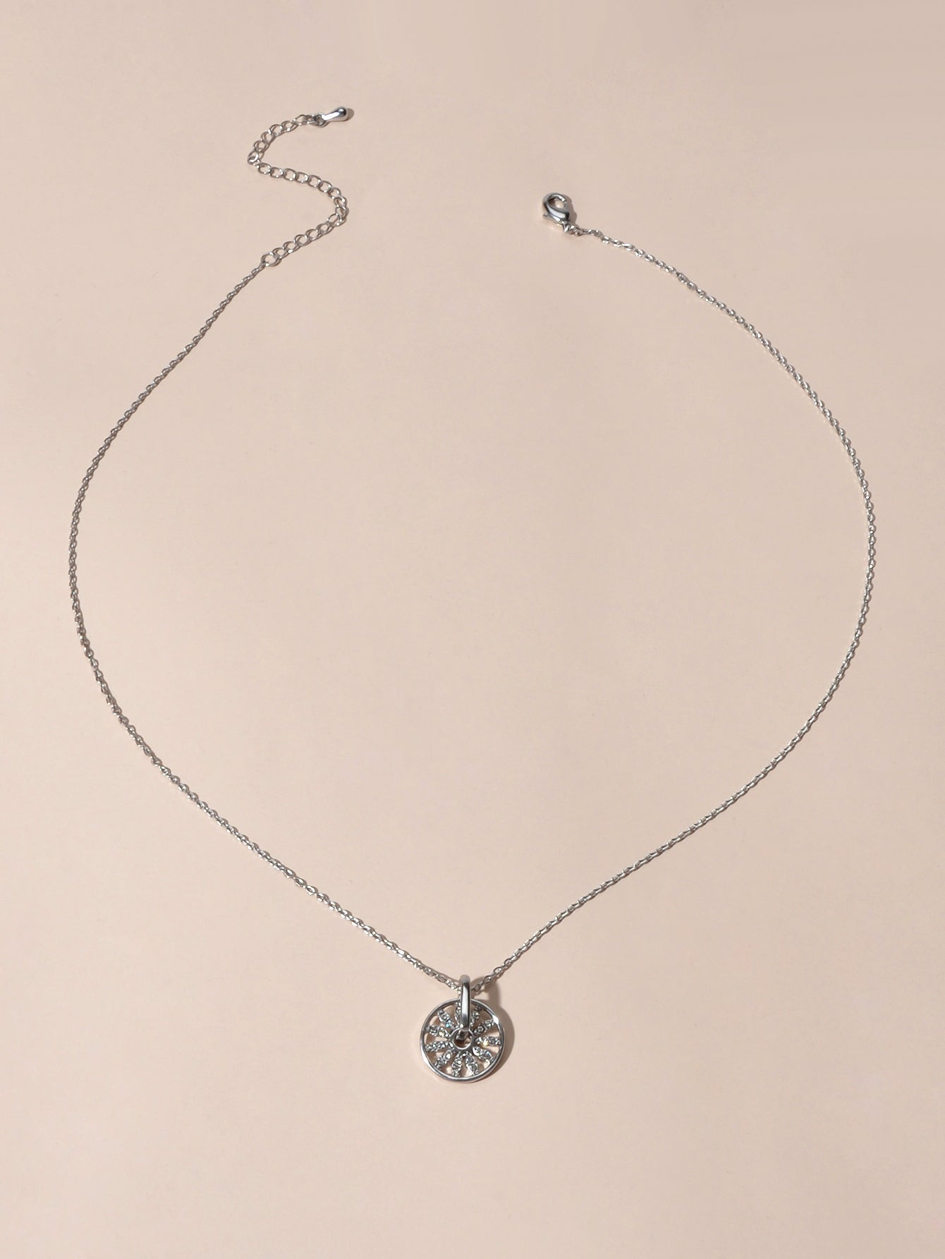 Textured Jewellery Rhinestone Decor Silver Chain Round Wheel Charm Girl Necklace