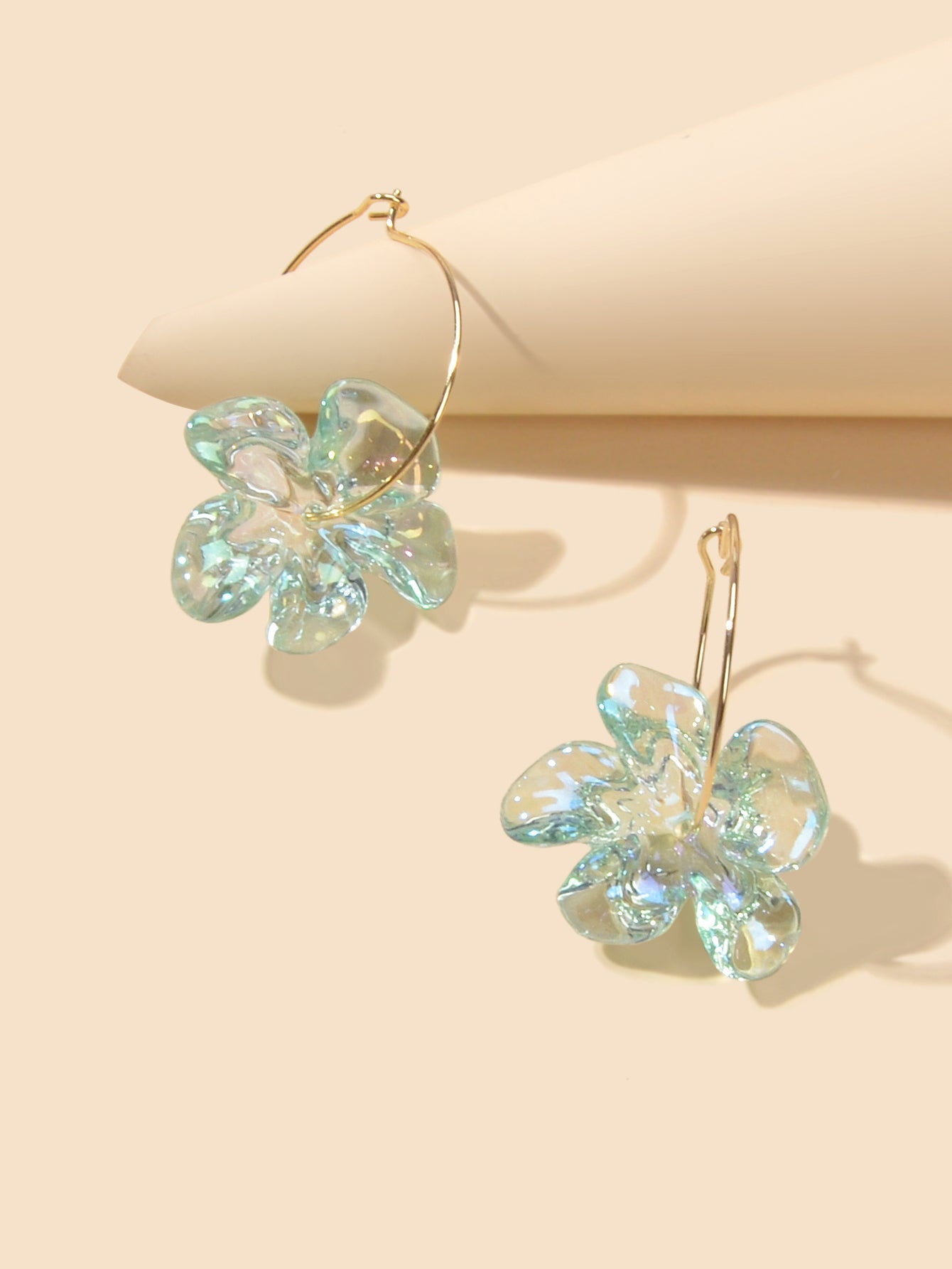 Charming Korean Transparent Plastic Textured Flower Drop Hoop Earrings for Party-2
