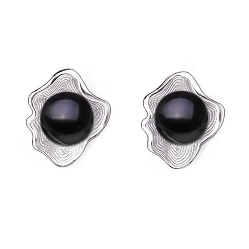 Genuine Freshwater Pearl in Oyster Shell Stud Earrings-6