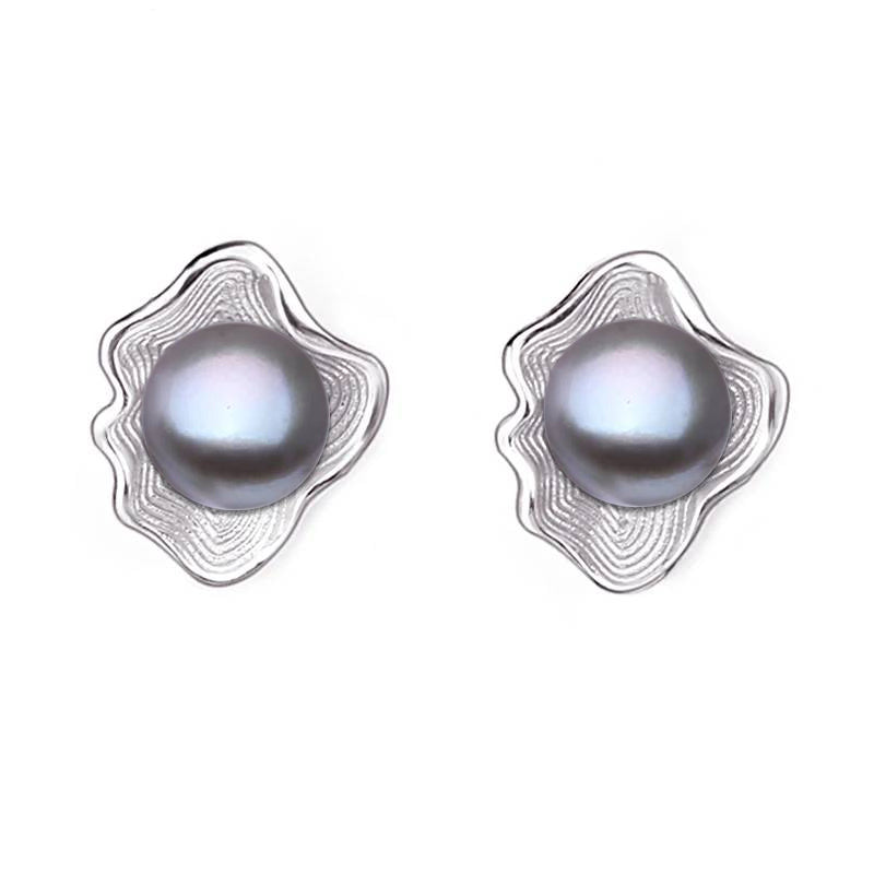 Genuine Freshwater Pearl in Oyster Shell Stud Earrings-7