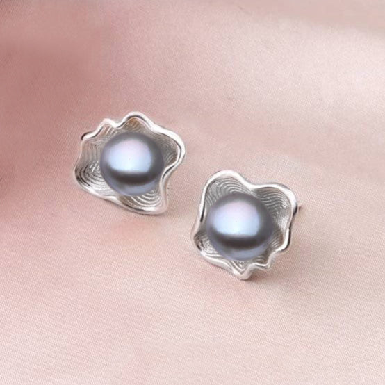 Genuine Freshwater Pearl in Oyster Shell Stud Earrings-1