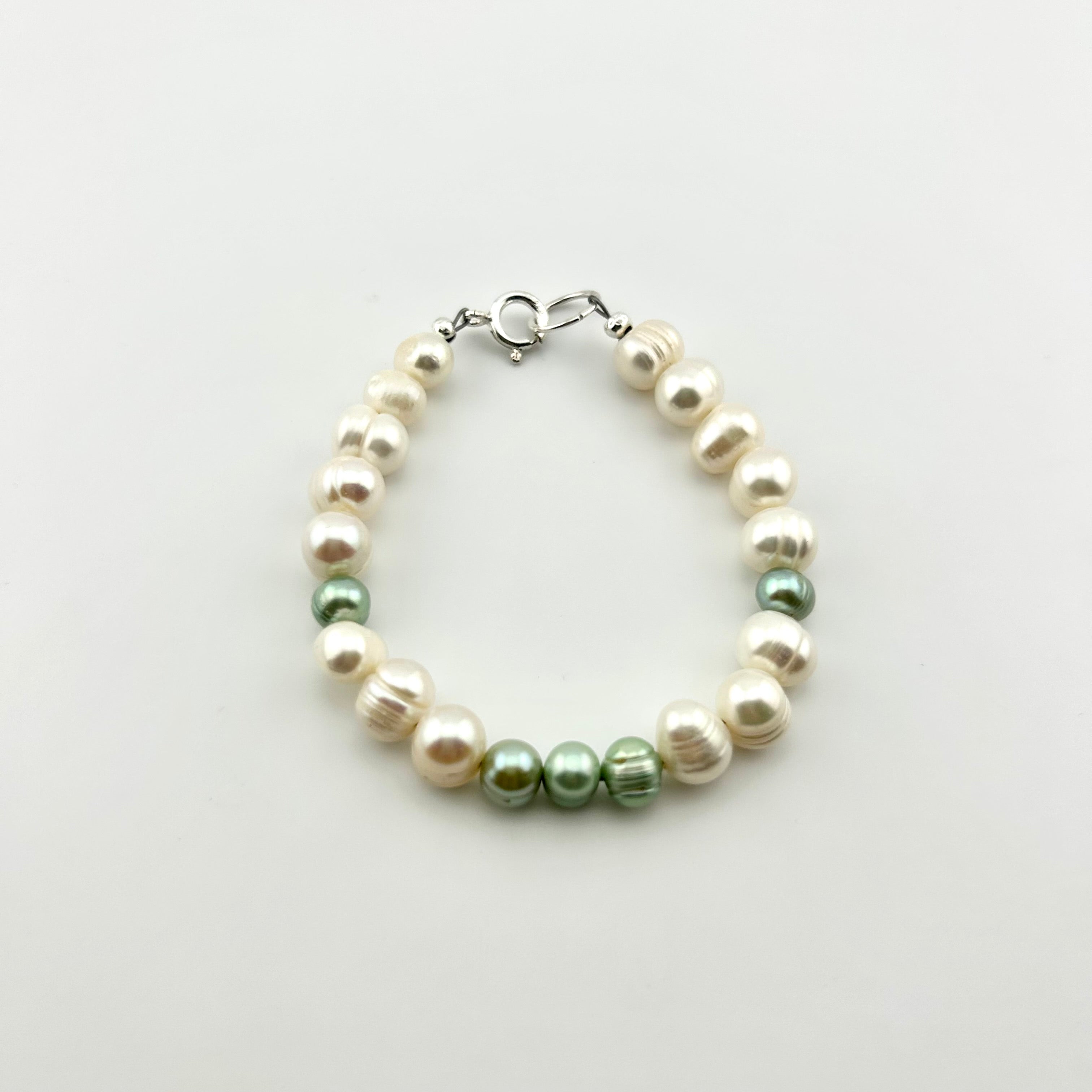 Mermaid Pearl Bracelet #100-3
