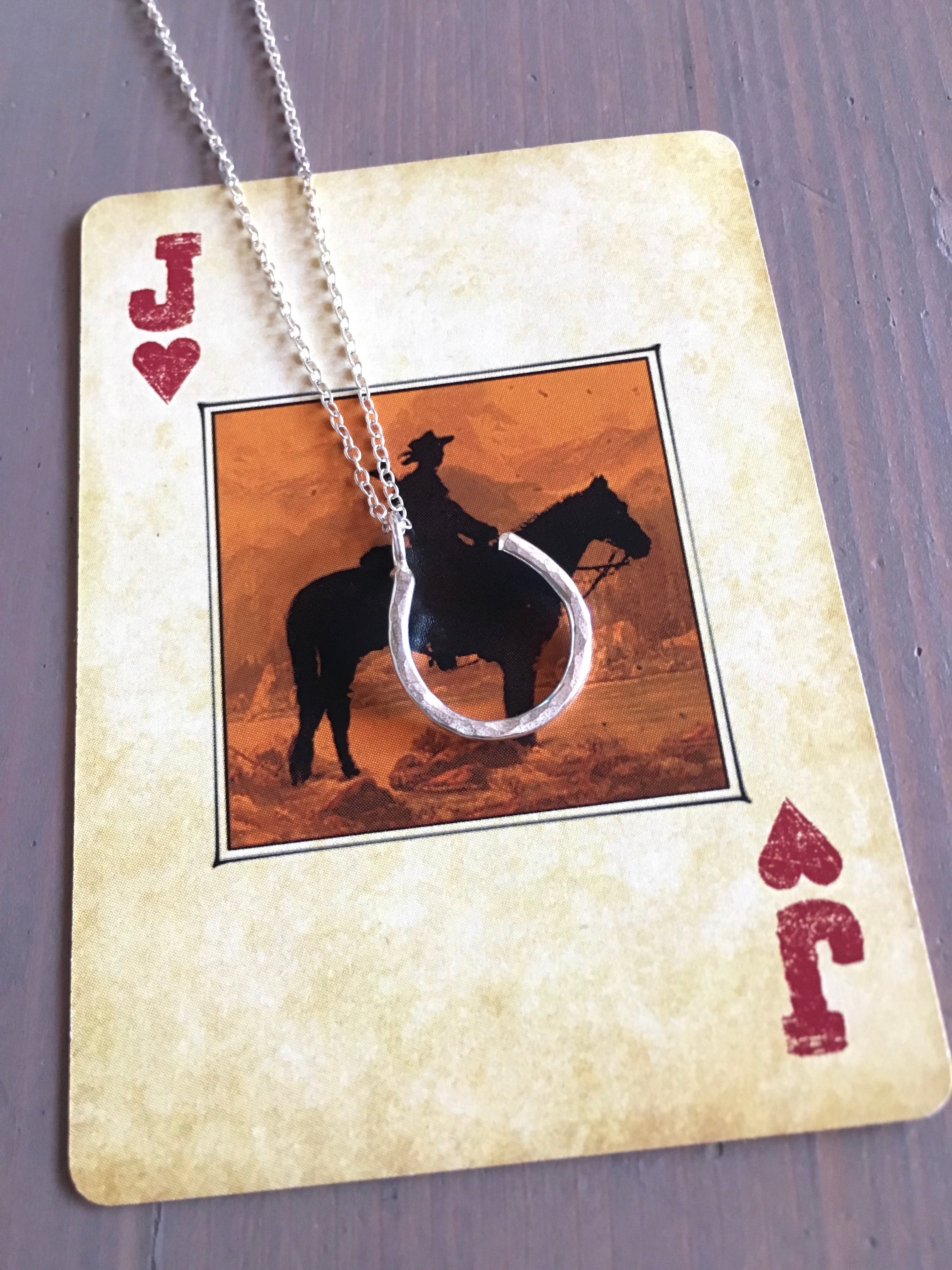 Hanging Lucky Horseshoe Charm Necklace-2