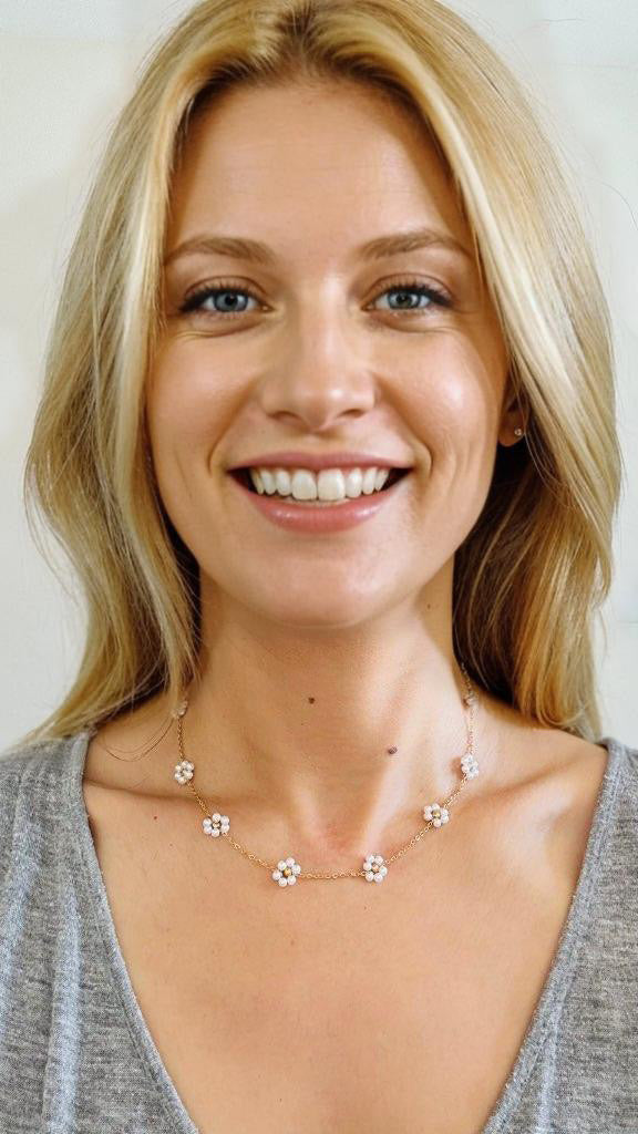White Daisy - 18K Gold Plated, Waterproof Necklace-4